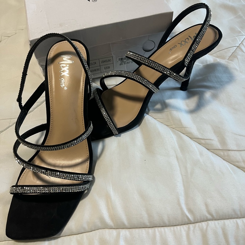 Windsor heels